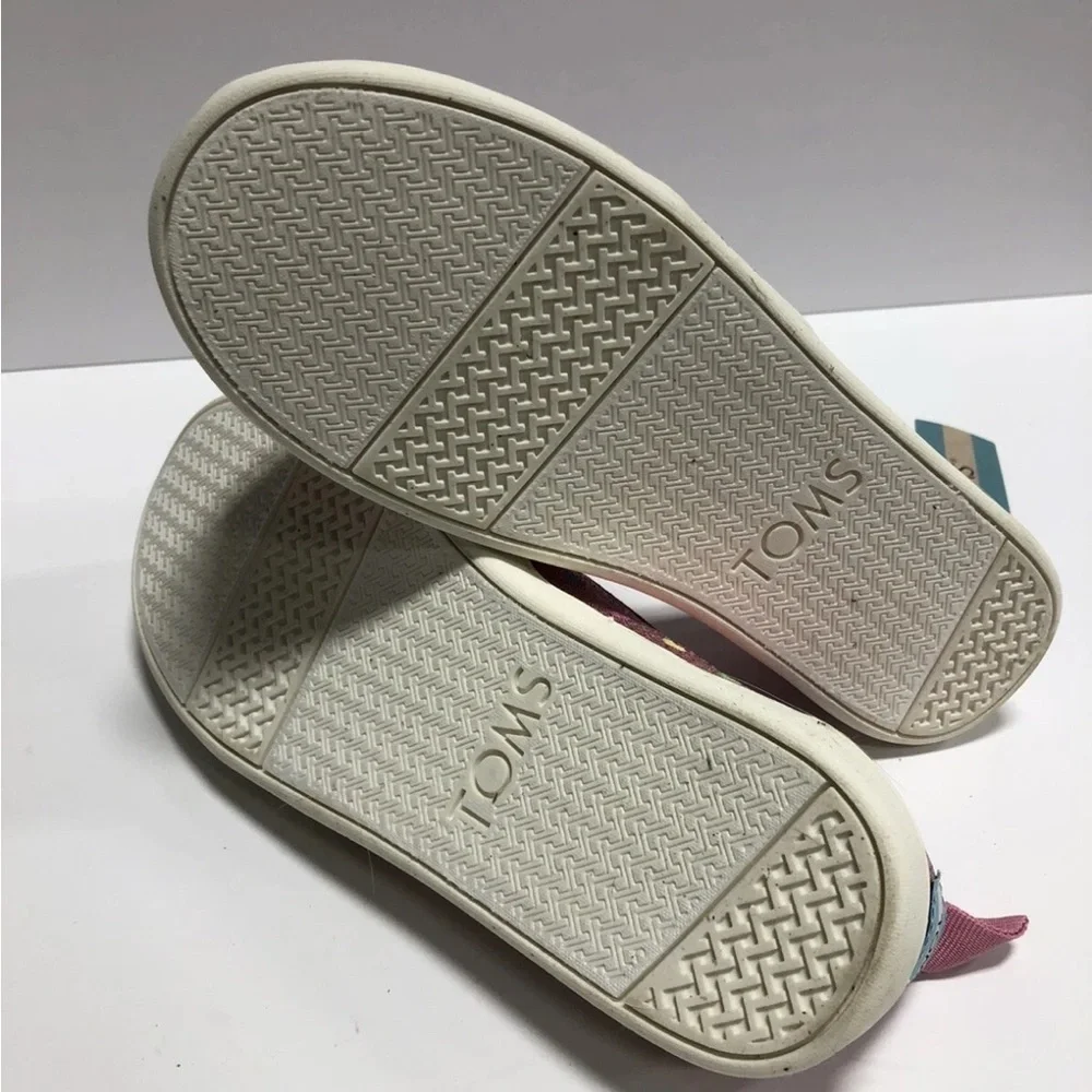 Toms Alpargata Girls Slip On Size 2.5 M Big Kid